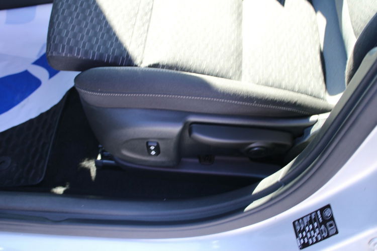Opel Astra 1.2 145HP Elegance Gwarancja Led g.fotele zdjęcie 15