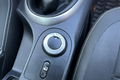 samochód osobowy Nissan zdjęcie 21