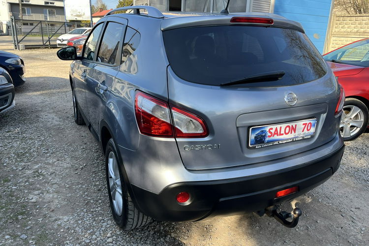 Nissan Qashqai 2.0 4x4 Climatronic Panorama 6bieg Tempomat Ks Serw Stan BDB BEzwypad zdjęcie 6
