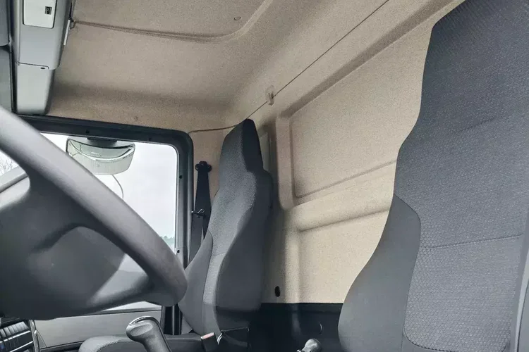 MAN TGM 18.250 4x4 / WYWROTKA 3 STR / PRZEBIEG 11 TYS KM / zdjęcie 18