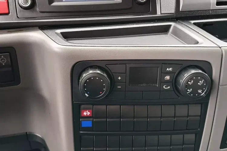 MAN TGM 18.250 4x4 / WYWROTKA 3 STR / PRZEBIEG 11 TYS KM / zdjęcie 23