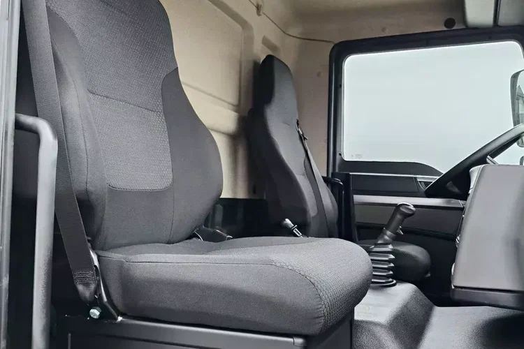 MAN TGM 18.250 4x4 / WYWROTKA 3 STR / PRZEBIEG 11 TYS KM / zdjęcie 25