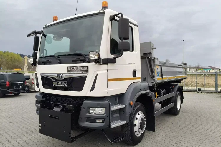 MAN TGM 18.250 4x4 / WYWROTKA 3 STR / PRZEBIEG 11 TYS KM / zdjęcie 3