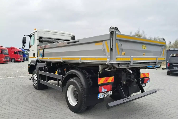 MAN TGM 18.250 4x4 / WYWROTKA 3 STR / PRZEBIEG 11 TYS KM / zdjęcie 7