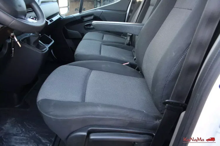 Renault Master zdjęcie 24