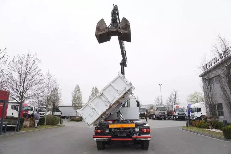 Mercedes Antos 2536 / 100 000 km / HDS 3.9 t HIAB XS 111 / wywrotka 2-stronna / oś skrętna zdjęcie 11