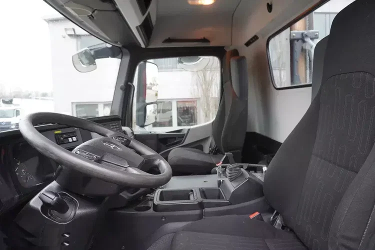 Mercedes Antos 2536 / 100 000 km / HDS 3.9 t HIAB XS 111 / wywrotka 2-stronna / oś skrętna zdjęcie 22
