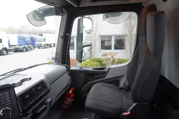 Mercedes Antos 2536 / 100 000 km / HDS 3.9 t HIAB XS 111 / wywrotka 2-stronna / oś skrętna zdjęcie 26