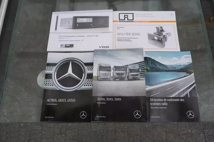 Mercedes Antos 2536 / 100 000 km / HDS 3.9 t HIAB XS 111 / wywrotka 2-stronna / oś skrętna zdjęcie 30