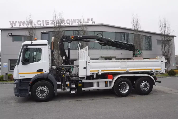 Mercedes Antos 2536 / 100 000 km / HDS 3.9 t HIAB XS 111 / wywrotka 2-stronna / oś skrętna zdjęcie 7