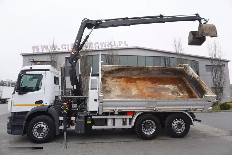 Mercedes Antos 2536 / 100 000 km / HDS 3.9 t HIAB XS 111 / wywrotka 2-stronna / oś skrętna zdjęcie 8