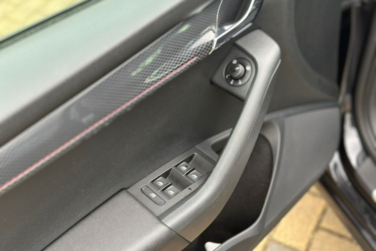 Skoda Octavia RS 244 KM zdjęcie 21