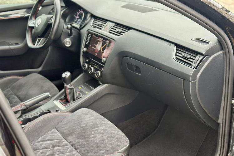 Skoda Octavia RS 244 KM zdjęcie 7