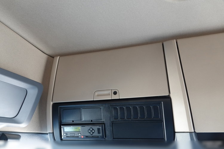 Scania G 320 / 6x2 / FIRANKA- 9 M / + WINDA ZAŁADOWCZA / OŚ PODNOSZONA  zdjęcie 41