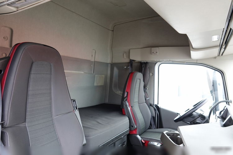 Volvo FH 460 / SPROWADZONY / PO KONTRAKCIE SERWISOWYM zdjęcie 34