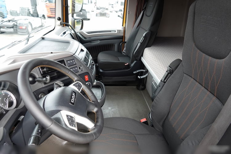 DAF XF 480 / SPACE CAB / 2018 R / SPROWADZONY / PO KONTRAKCIE SERWISOWYM zdjęcie 24