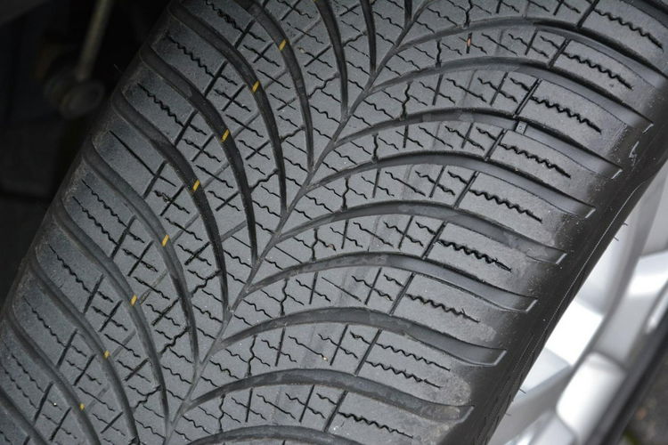 Yeti 2.0TDI (140 KM) 4x4 Klimatronic 2XParktronic Duże radio ASO SKODA zdjęcie 37