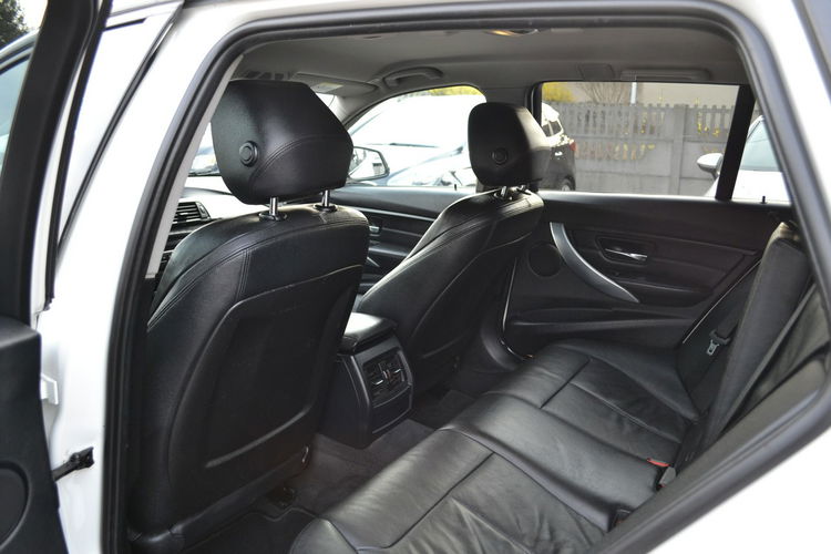 BMW 320 Xenon 163KM Skóra Podgrz. Fotele SPORT Zarejestrowany zdjęcie 8