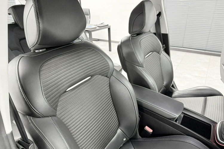 Renault Grand Scenic 1.6 DCI 130KM INTENS HeadUp HandsFree 7-osobowy ALU20 Polski SalonI-WŁ zdjęcie 19