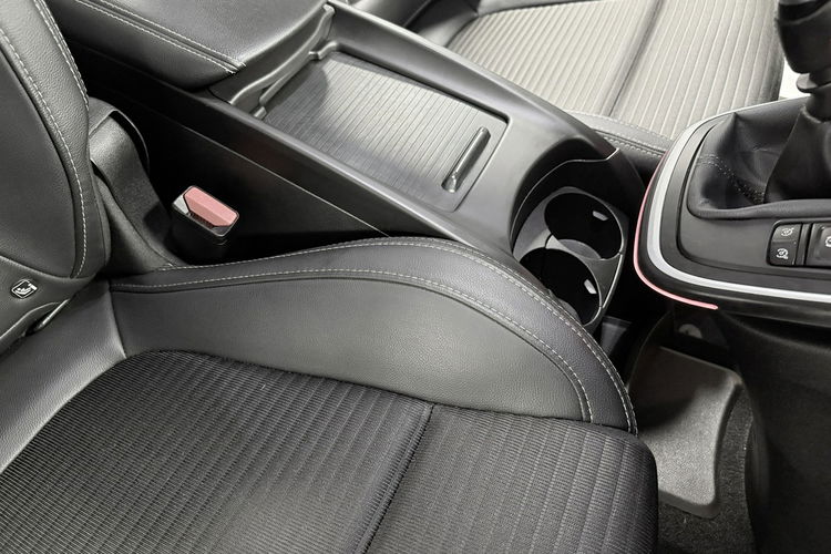 Renault Grand Scenic 1.6 DCI 130KM INTENS HeadUp HandsFree 7-osobowy ALU20 Polski SalonI-WŁ zdjęcie 22
