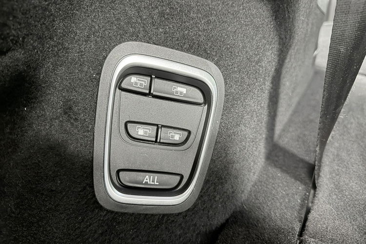 Renault Grand Scenic 1.6 DCI 130KM INTENS HeadUp HandsFree 7-osobowy ALU20 Polski SalonI-WŁ zdjęcie 32