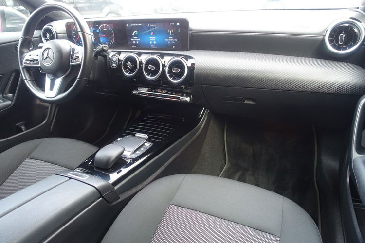 Mercedes CLA 180 R e z e r w a c j a zdjęcie 18