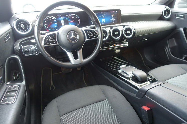 Mercedes CLA 180 R e z e r w a c j a zdjęcie 20