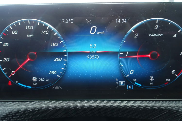 Mercedes CLA 180 R e z e r w a c j a zdjęcie 22
