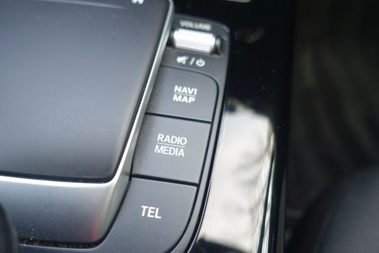 Mercedes CLA 180 R e z e r w a c j a zdjęcie 35