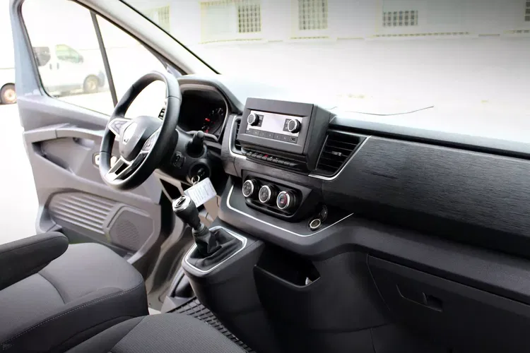 Renault trafic zdjęcie 11