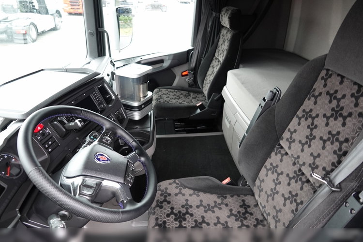 Scania R 450 / RETARDER / KLIMA POSTOJOWA / NISKA KABINA  / PO KONTRAKCIE SERWISOWYM zdjęcie 25