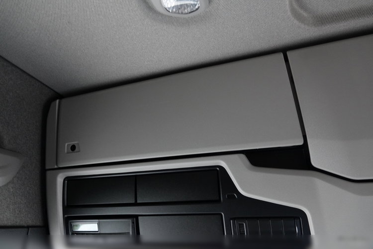 Scania R 450 / RETARDER / KLIMA POSTOJOWA / NISKA KABINA  / PO KONTRAKCIE SERWISOWYM zdjęcie 34