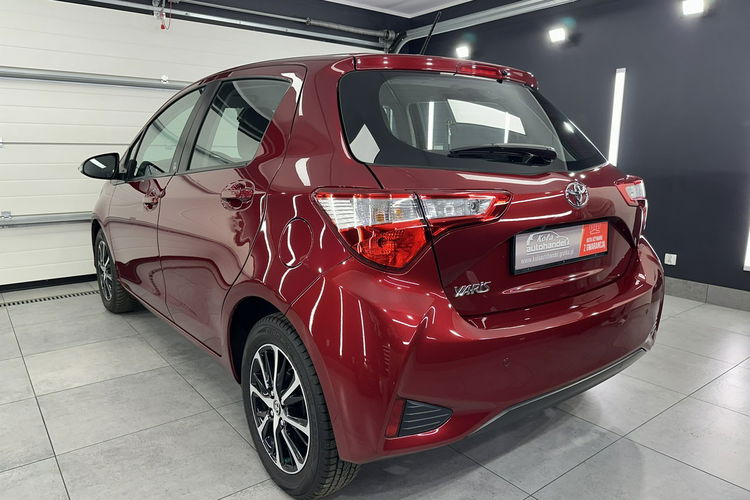 Yaris Toyota Yaris 1.5 Benz Lift Team D Bardzo zadbana Opłaty GWARANCJA zdjęcie 3