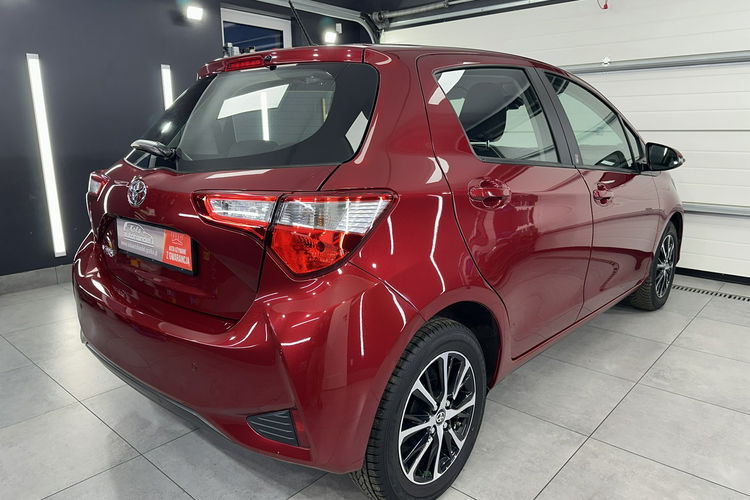 Yaris Toyota Yaris 1.5 Benz Lift Team D Bardzo zadbana Opłaty GWARANCJA zdjęcie 4