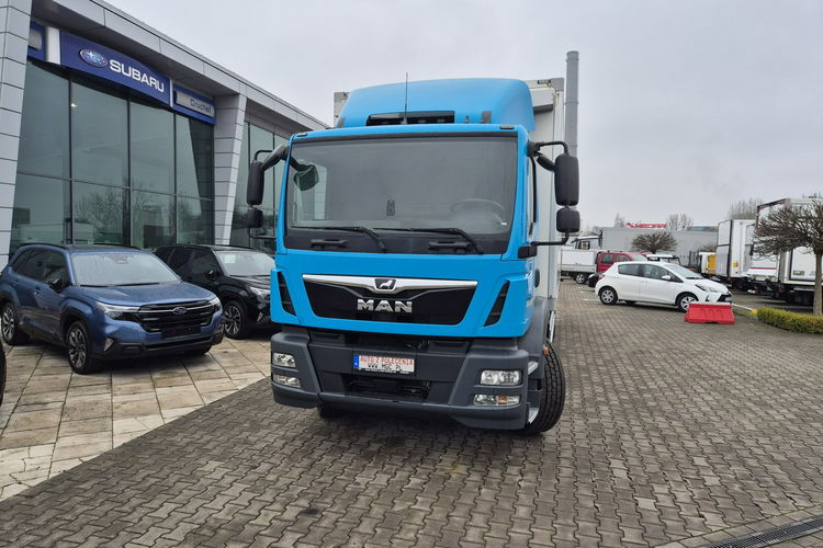 TGM MAN TGM 15.250 /KONTENER IZOTERMA /IGLOOCAR/WEBASTO PAKA + KABINA /E6 zdjęcie 3
