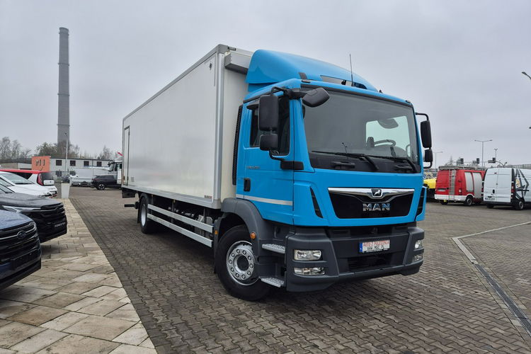 TGM MAN TGM 15.250 /KONTENER IZOTERMA /IGLOOCAR/WEBASTO PAKA + KABINA /E6 zdjęcie 5