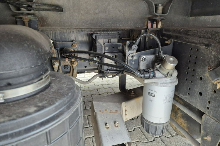D 12.220 Comfort Renault D 12.220 Comfort / 16 EUROPALET / KONTENER /WINDA1500KG/ 1 WŁ. zdjęcie 13