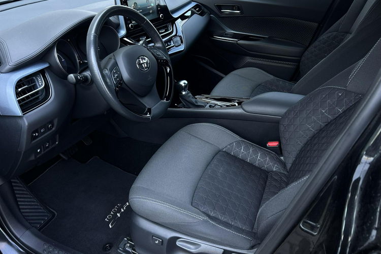 Toyota C-HR 2.0 HSD 184KM STYLE BLACK EDITION, salon Polska, gwarancja, FV23% zdjęcie 10