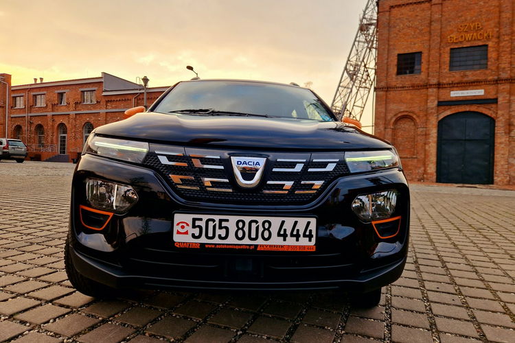 Dacia spring NAWIGACJA. KAMERA COFANIA. SWIATŁA LED . KABEL ŁADUJACY zdjęcie 2