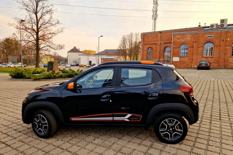 Dacia spring NAWIGACJA. KAMERA COFANIA. SWIATŁA LED . KABEL ŁADUJACY zdjęcie 8