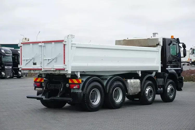 Iveco TRAKKER / 480 / E 6 / WYWROTKA / 8 X 4 / HYDROBURTA / RETARDER zdjęcie 5