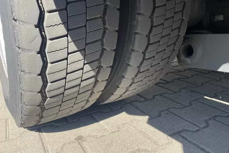 Mercedes ATEGO 1224, KONTENER / WINDA / KLIMA zdjęcie 14