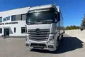 samochód ciężarowy Mercedes zdjęcie 4
