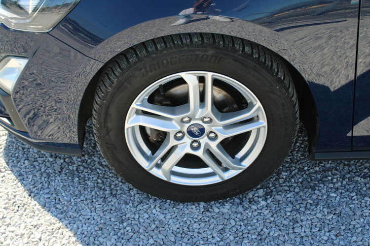Ford Focus 1.5 EcoBlue 120KM Trend Edition zdjęcie 8