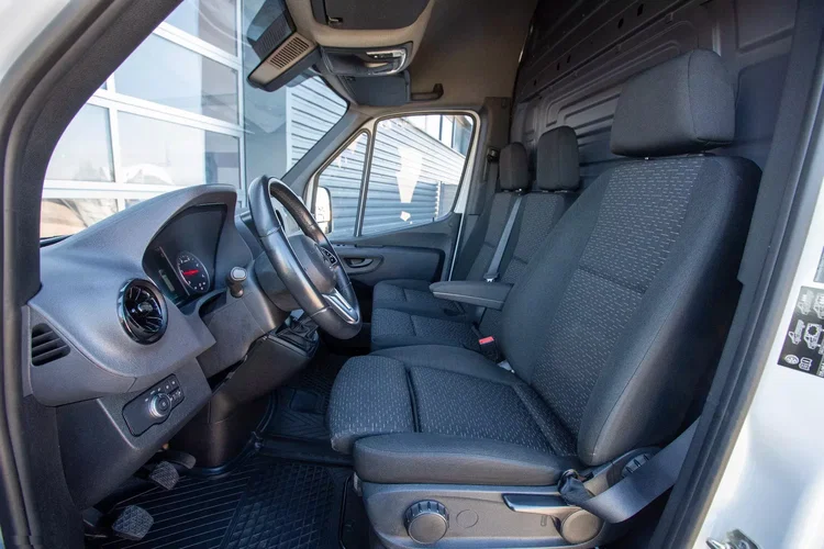 Mercedes Sprinter 317 L4H2 EKSTRA DŁUGI 15, 5 m3 zdjęcie 12