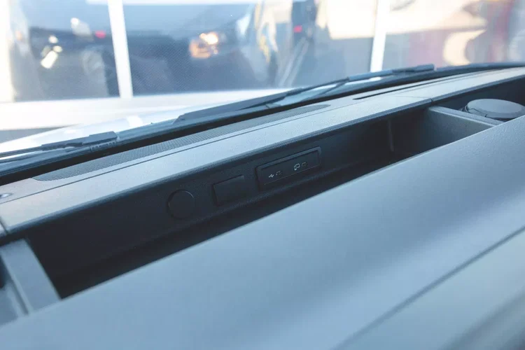 Mercedes Sprinter 317 L4H2 EKSTRA DŁUGI 15, 5 m3 zdjęcie 14