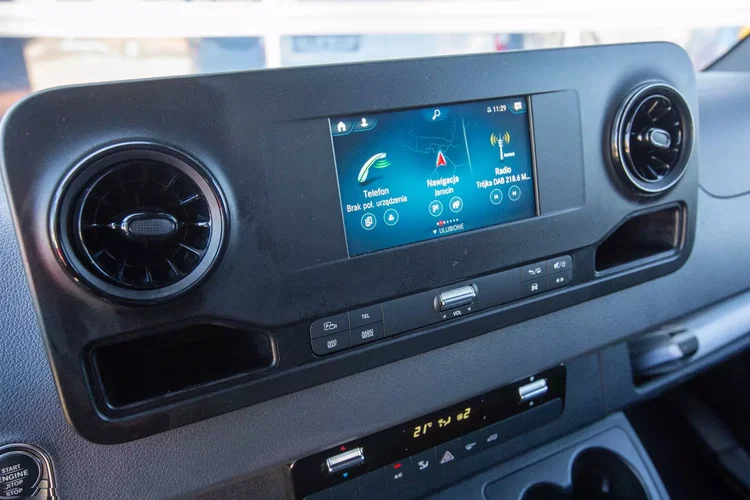 Mercedes Sprinter 317 L4H2 EKSTRA DŁUGI 15, 5 m3 zdjęcie 15