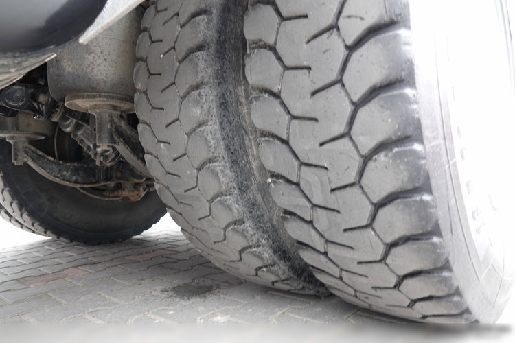 MAN TGS 35.500 / 8x4 / WYWROTKA / HYDROBURTA / BORDMATIK / NAVI / 2019 ROK zdjęcie 41