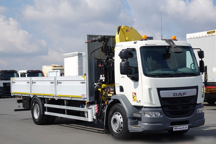 DAF LF 250 / 4X2 / SKRZYNIOWY - 7.30 + HDS HYVA HB 150X/ STEROWANIE RADIOWE / ROTATOR / MAX UDŹWIG: 5200 KG / EURO 6 zdjęcie 12