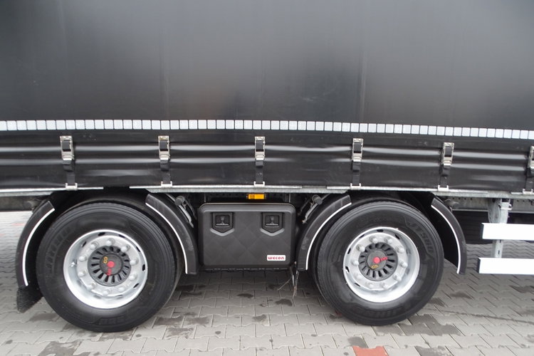 DAF XF 480 / ZESTAW TANDEM / 120 M3 / PRZEJAZDOWY / 2019 ROK / PO KONTRAKCIE SERWISOWYM / zdjęcie 37